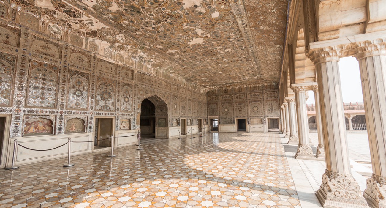 Mirror sheesh Mahal